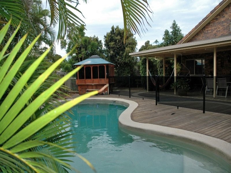 8 Grevillea Court, Rothwell QLD 4022