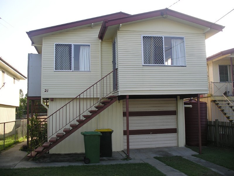 21 Ettie Street, Redcliffe QLD 4020
