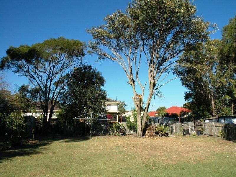 71 Shields Street, Redcliffe QLD 4020