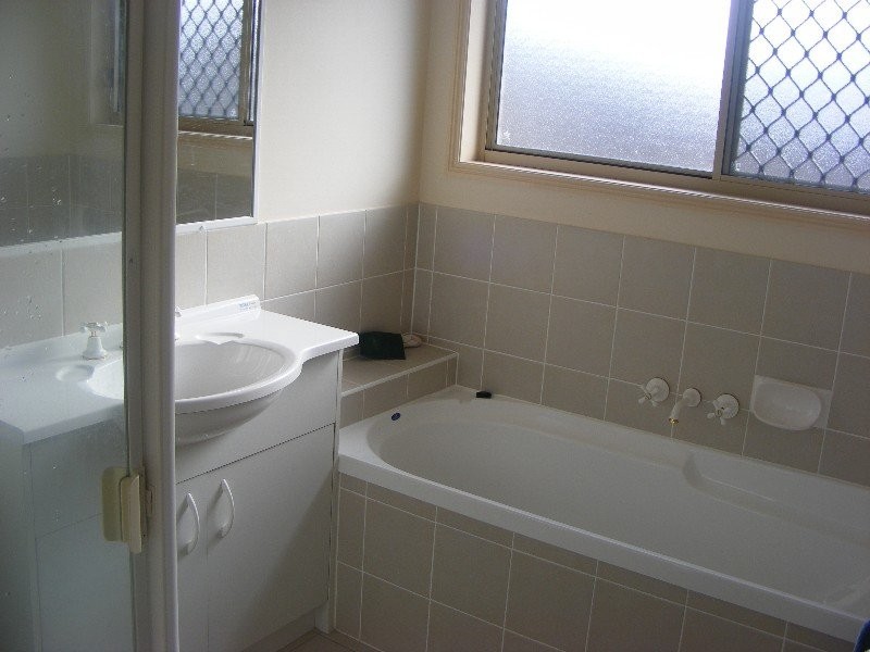 26 Cashmere Street, Rothwell QLD 4022