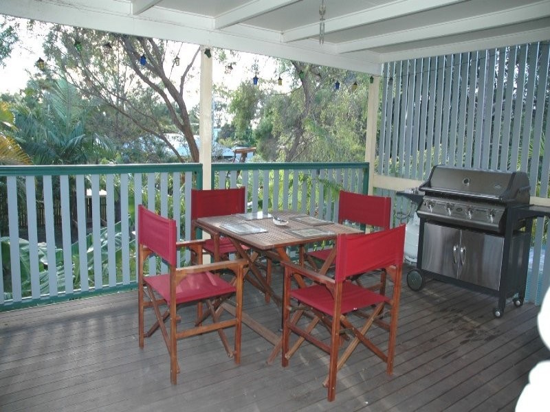 25 Longland Street, Redcliffe QLD 4020