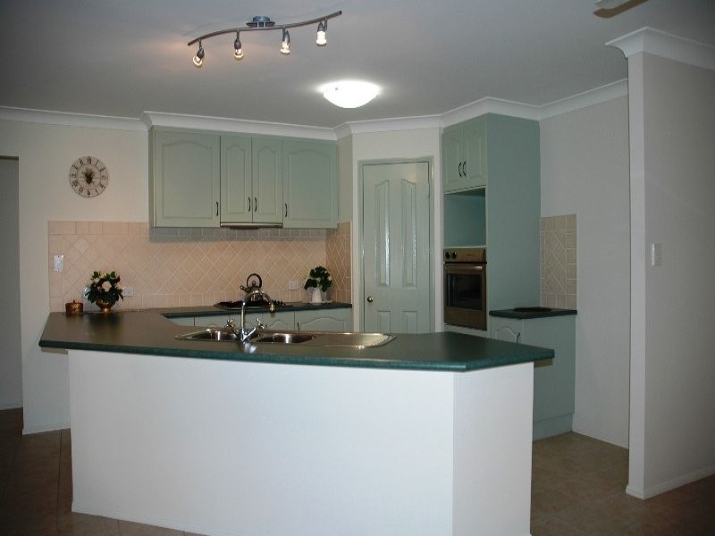 19 Cairns Crescent, Deception Bay QLD 4508