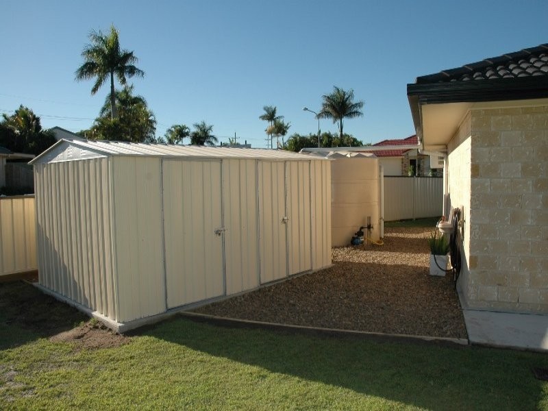 2 Parrey Court, Rothwell QLD 4022