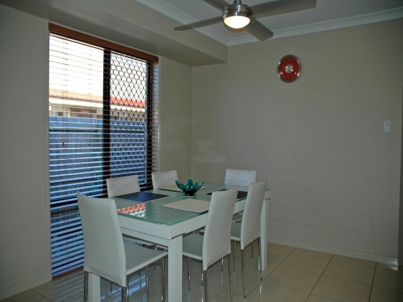 2 Parrey Court, Rothwell QLD 4022