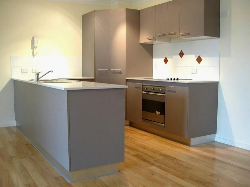 28 Murphy Street, Scarborough QLD 4020