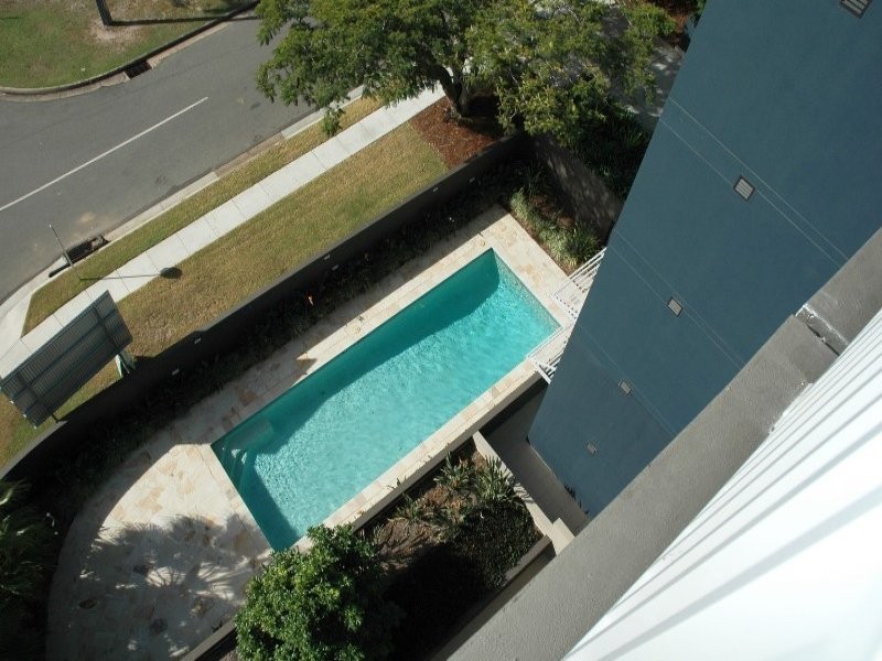 25 Dix Street, Redcliffe QLD 4020