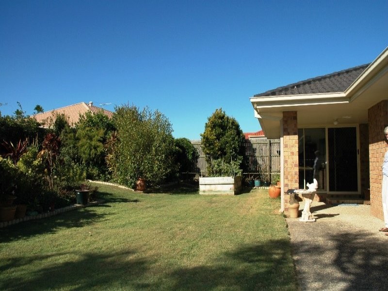 52 Teak Street, Rothwell QLD 4022