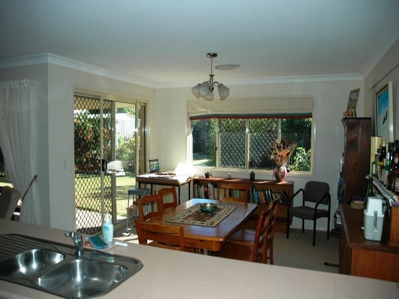 52 Teak Street, Rothwell QLD 4022