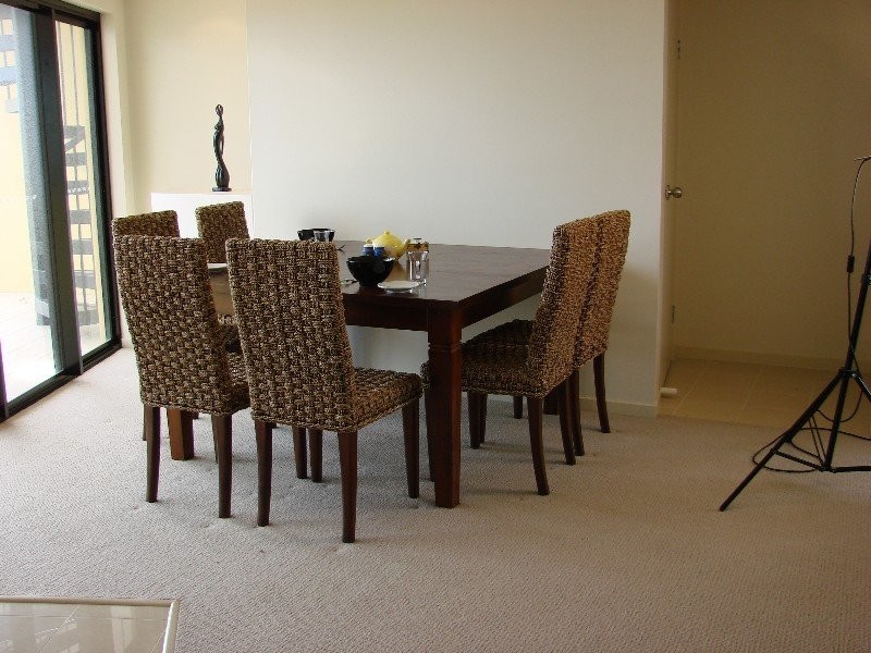 11 Dix Street, Redcliffe QLD 4020