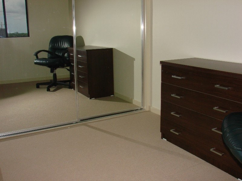 11 Dix Street, Redcliffe QLD 4020