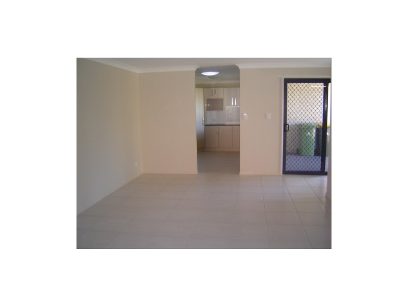 2/53 Coman Road, Rothwell QLD 4022