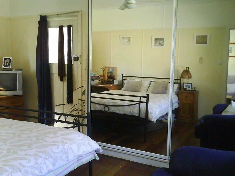 17 Donald Street, Woody Point QLD 4019