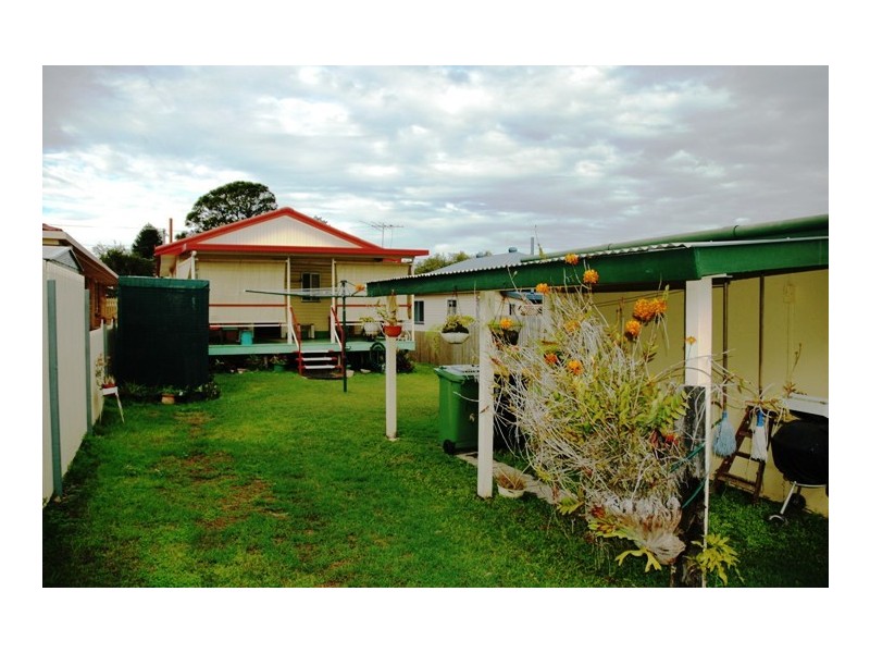 31 Dover Road, Margate QLD 4019