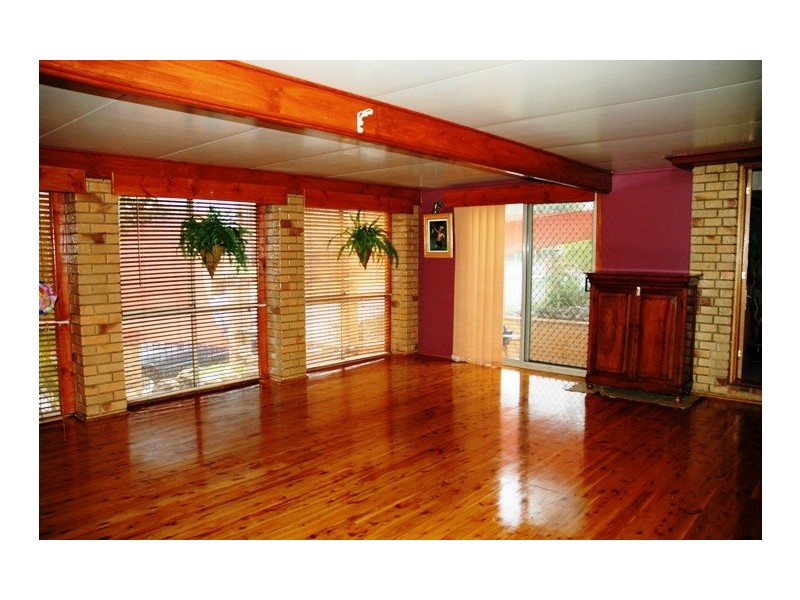 1 Bermuda Avenue, Deception Bay QLD 4508