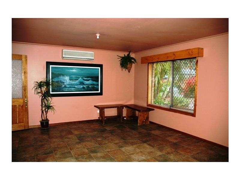 1 Bermuda Avenue, Deception Bay QLD 4508