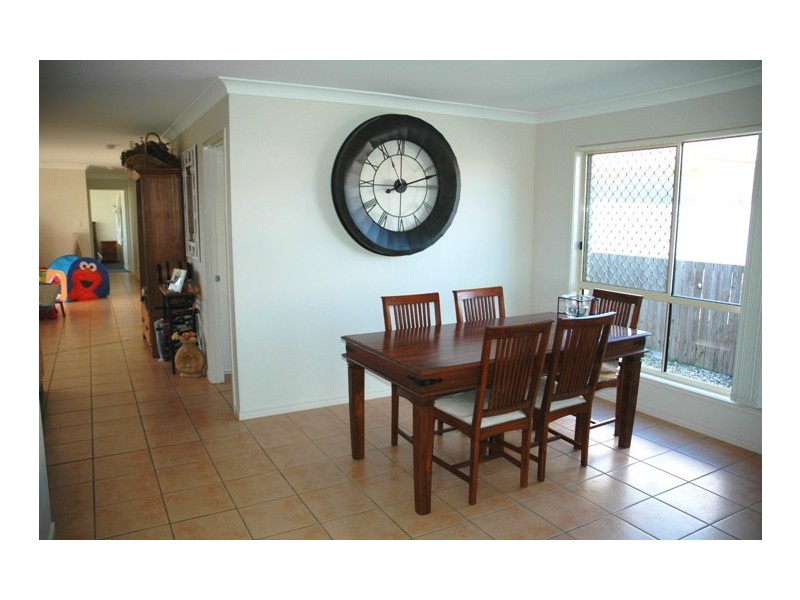 4 Ainslie Street, North Lakes QLD 4509