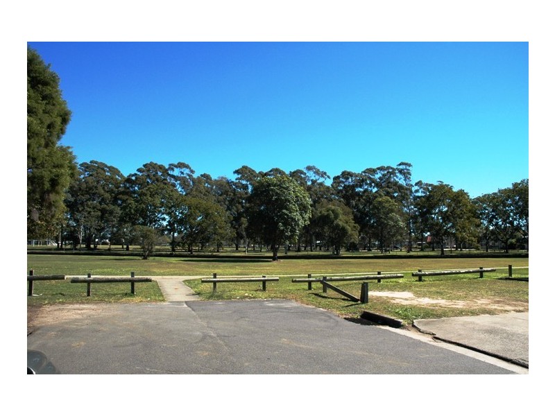20 Inglis Street, Woody Point QLD 4019