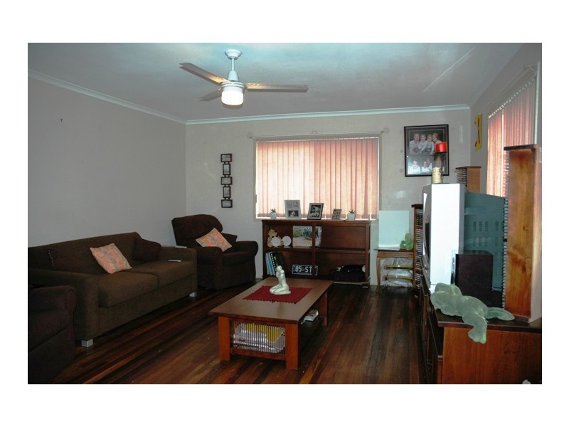 8 Kift Court, Kallangur QLD 4503