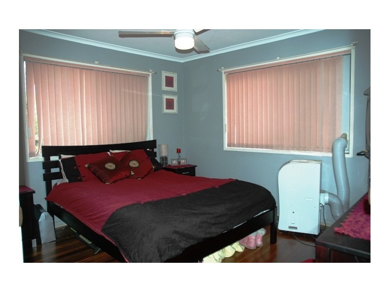 8 Kift Court, Kallangur QLD 4503