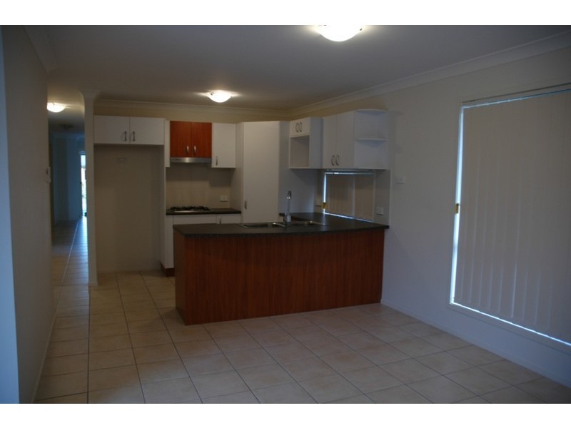 36A Amity Drv – Yes Im a “HOUSE” not a Duplex!, Rothwell QLD 4022