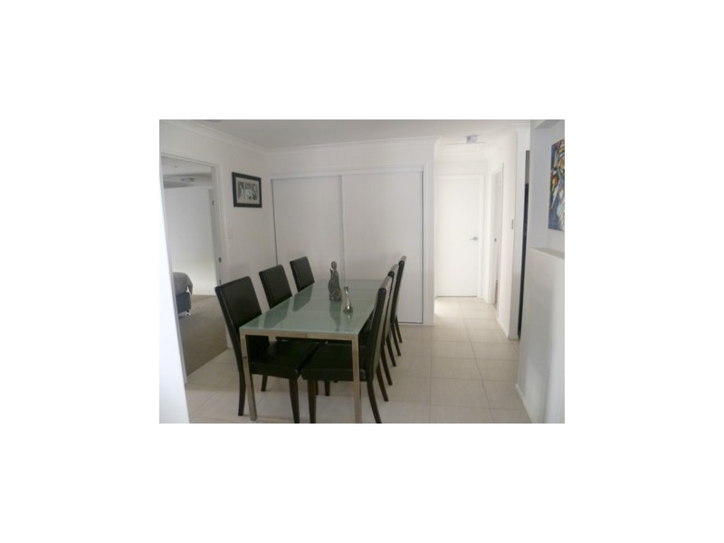 44 Grace Street, Scarborough QLD 4020