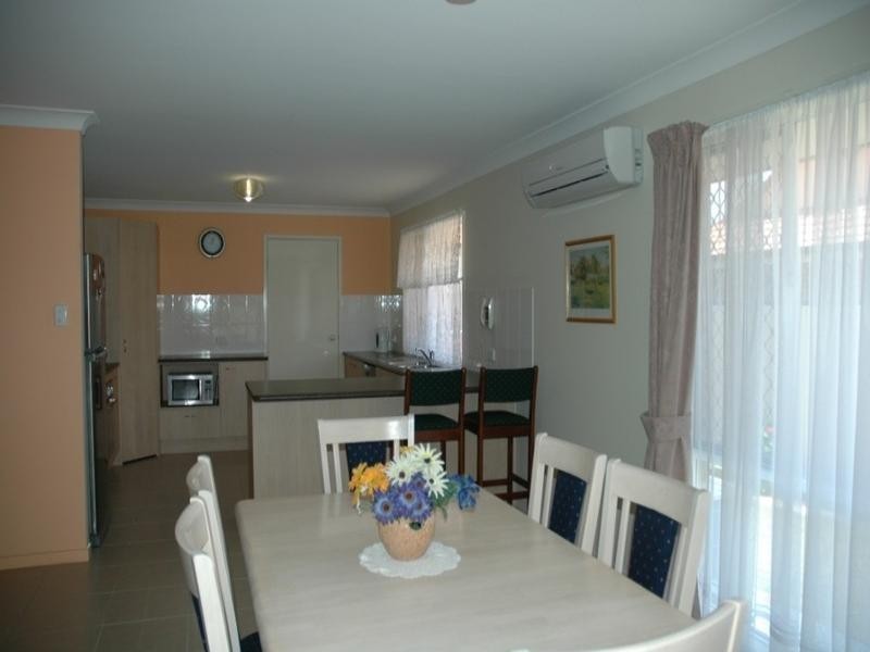 4 Sands Street, Redcliffe QLD 4020