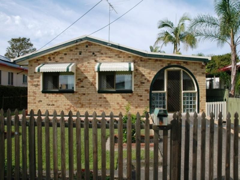 65 Sydney Street, Redcliffe QLD 4020