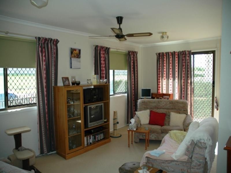 65 Sydney Street, Redcliffe QLD 4020