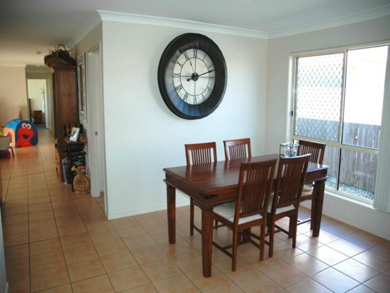 4 Ainslie Street, North Lakes QLD 4509