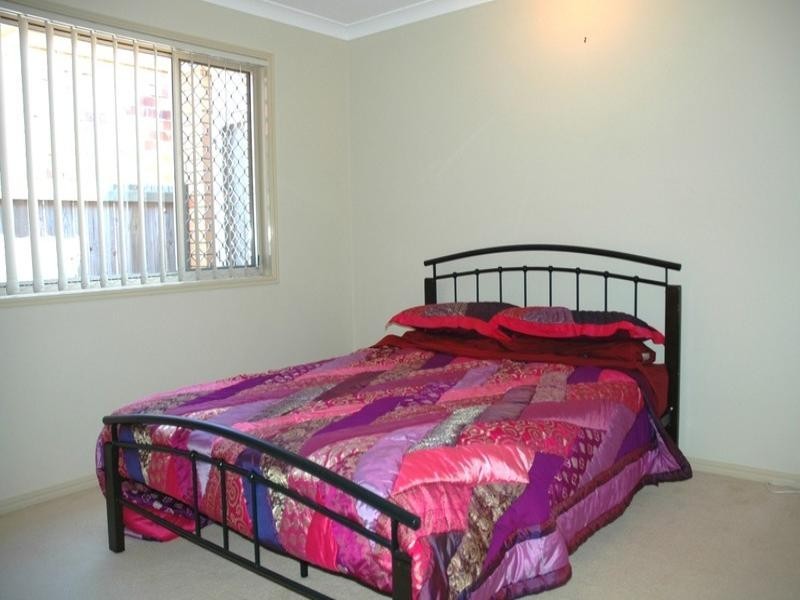 6 Robert Close, Redcliffe QLD 4020