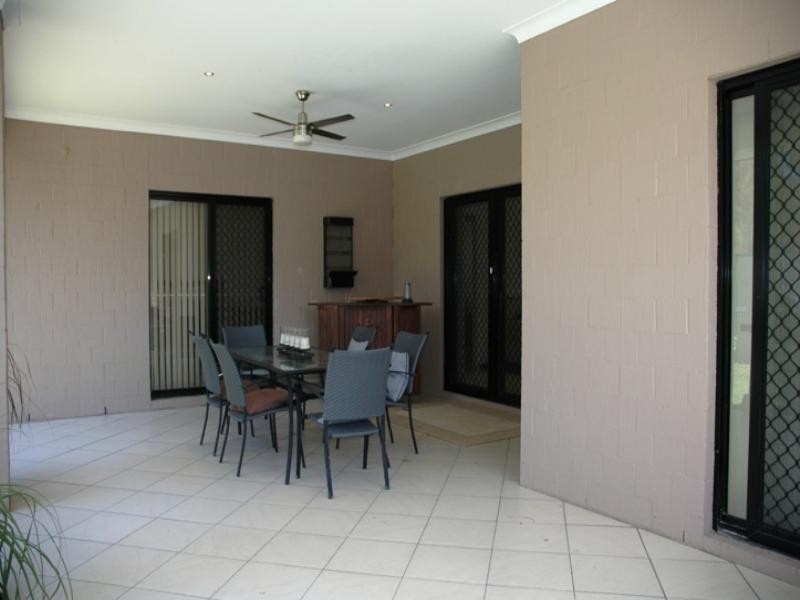 3 Skandia Court, Scarborough QLD 4020