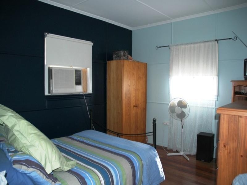 43 Hawthorne Street, Woody Point QLD 4019