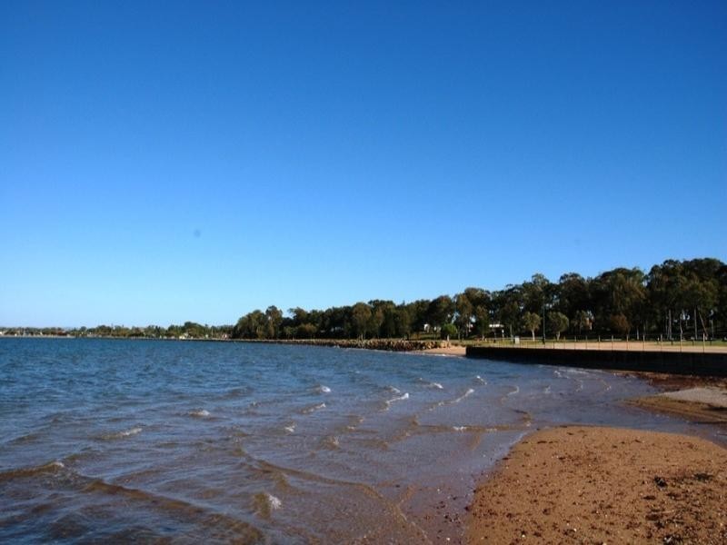 43 Hawthorne Street, Woody Point QLD 4019