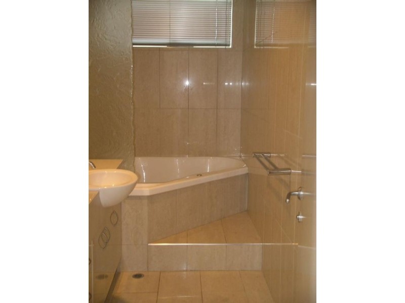 29/77-79 Marine Parade, Redcliffe QLD 4020