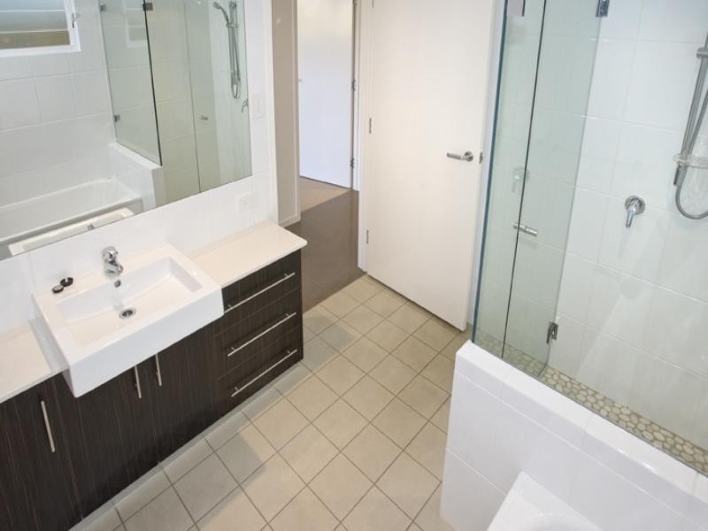 25a Turner Street, Scarborough QLD 4020