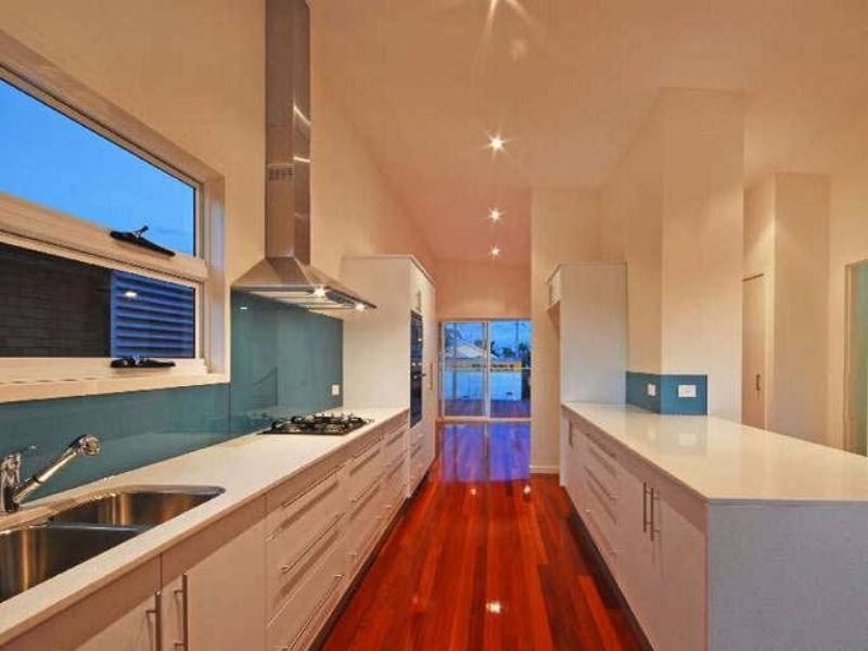 25a Turner Street, Scarborough QLD 4020