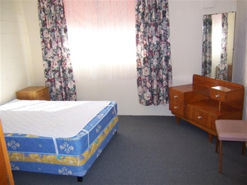 2/13 Annie Street, Woody Point QLD 4019