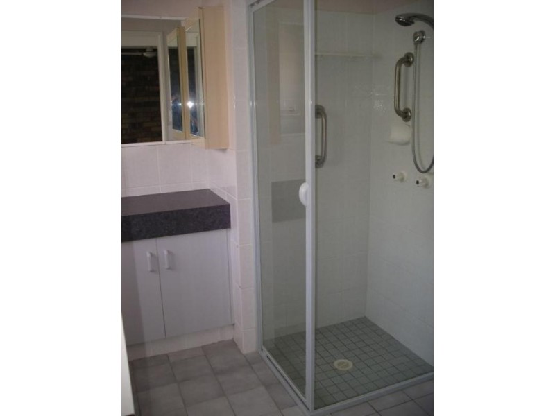 4/13a Dunns Terrace, Scarborough QLD 4020