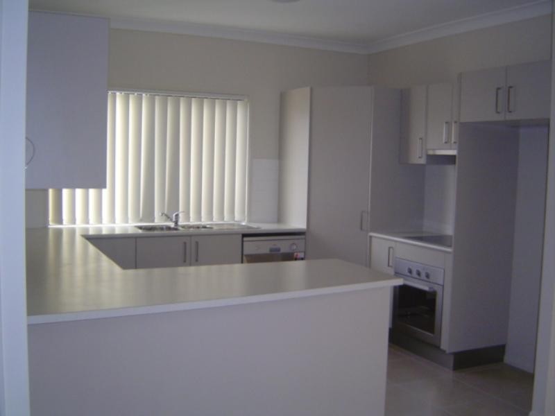 7 Canaipa Court, Rothwell QLD 4022