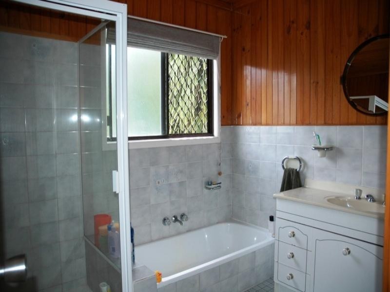 16a Yacht Street, Clontarf QLD 4019