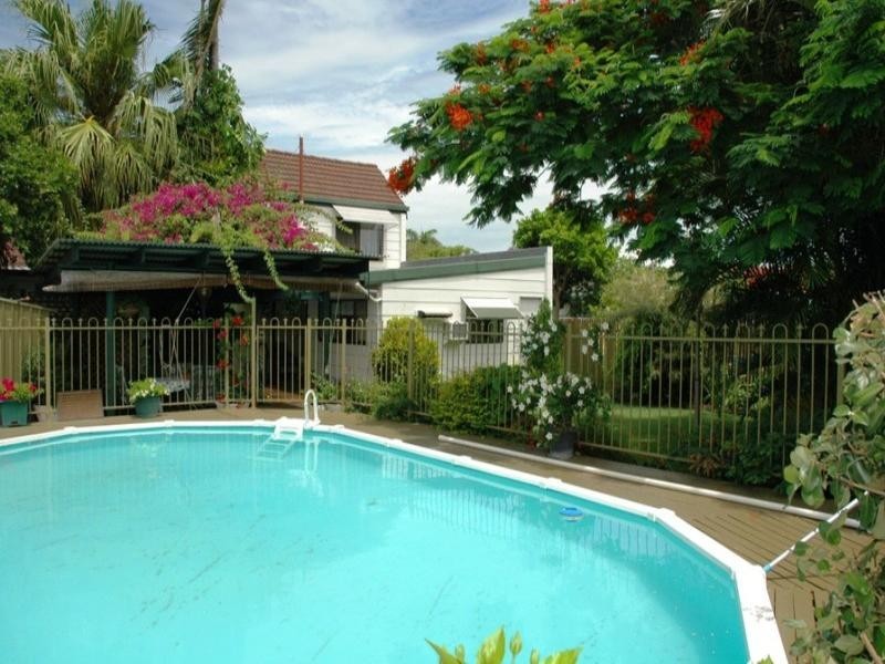 16a Yacht Street, Clontarf QLD 4019