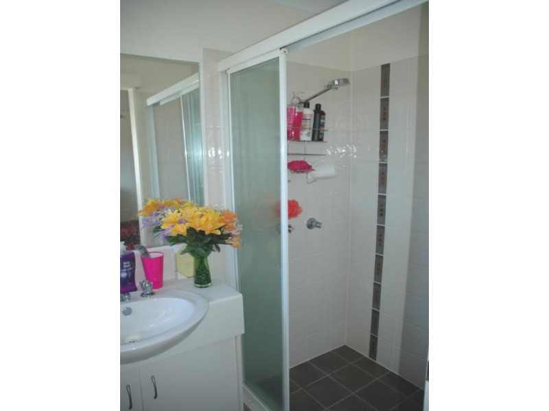 3/2 Fleet Drive, Kippa-ring QLD 4021