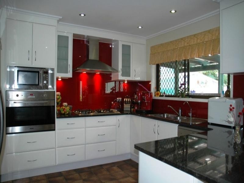 1 Lavelle Court, Clontarf QLD 4019