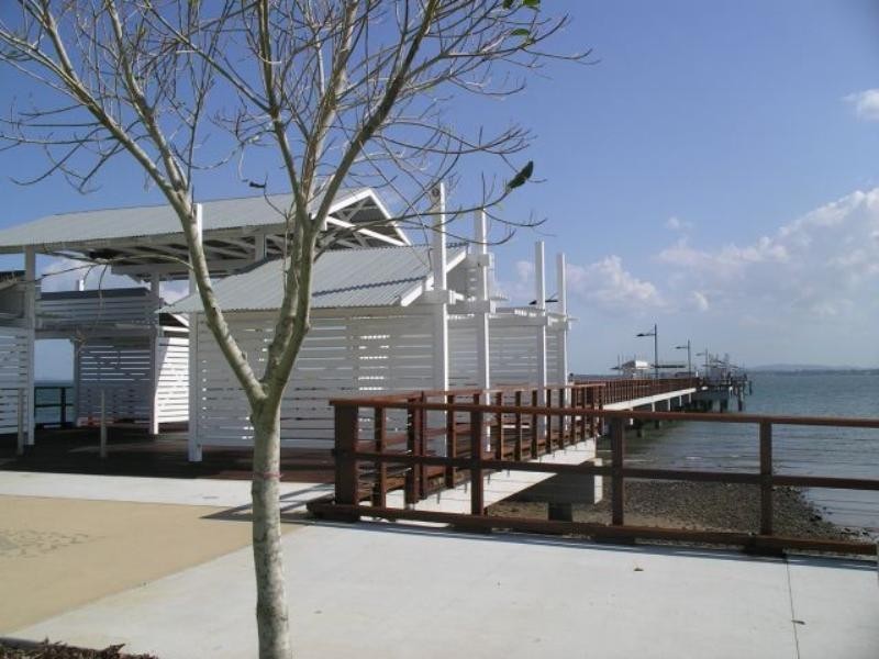 2/10 Caroline Street, Woody Point QLD 4019