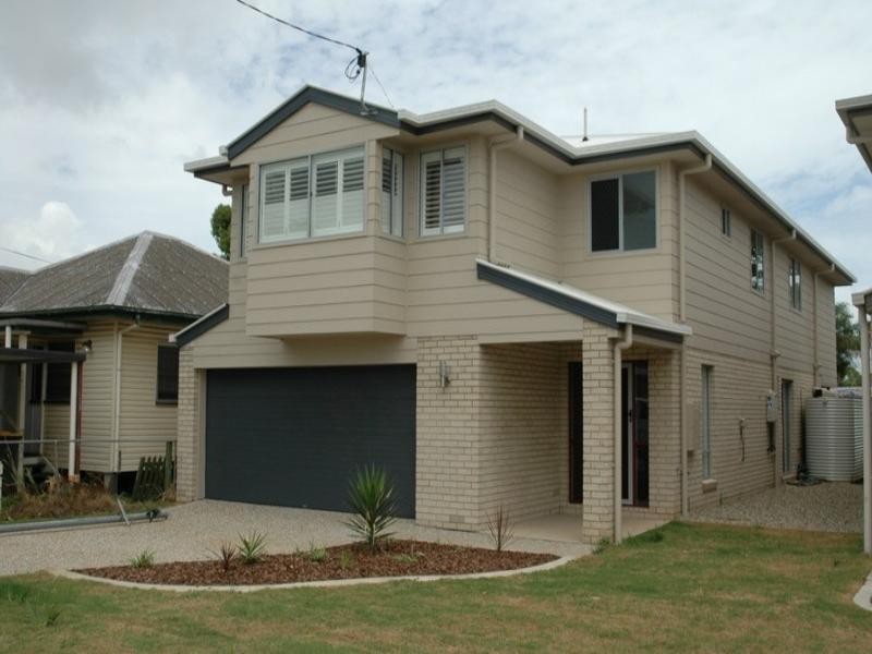 65 Victoria Avenue, Woody Point QLD 4019