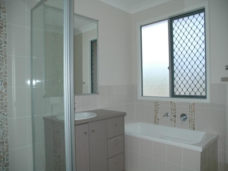65 Victoria Avenue, Woody Point QLD 4019