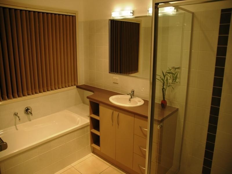 37 Lionheart Crescent, Scarborough QLD 4020