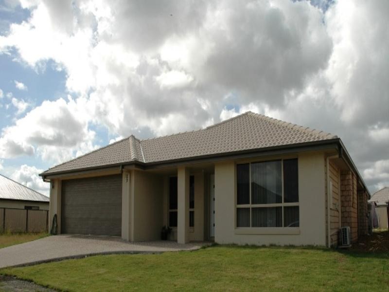 32 Duffield Crescent, Caboolture QLD 4510