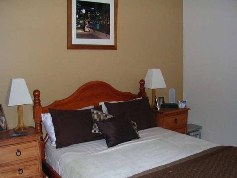 22 Thompson Crescent, Clontarf QLD 4019