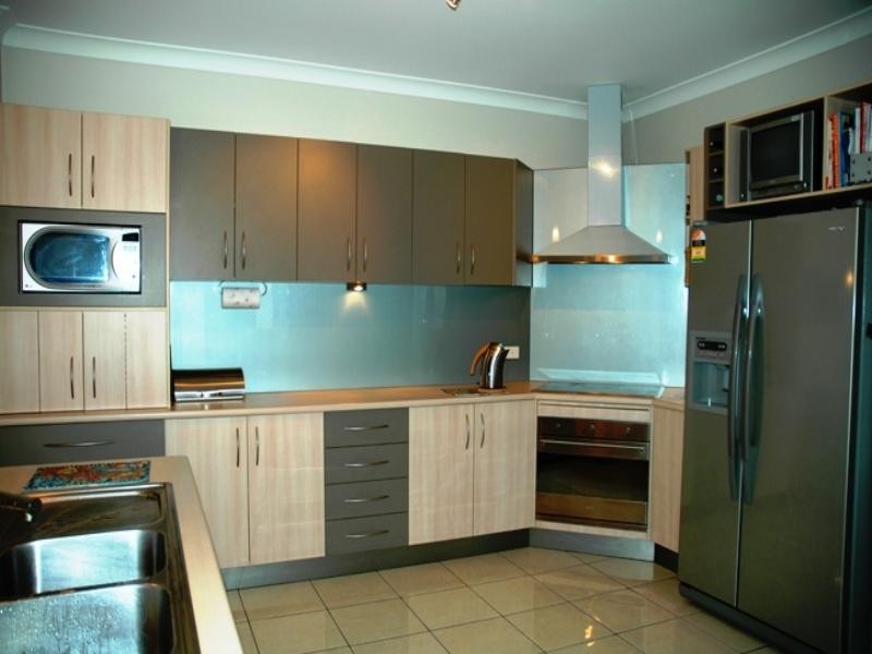 12 Skandia Court, Scarborough QLD 4020